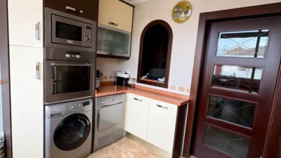 Semi-detached chalet on Calle de Otari photo 8