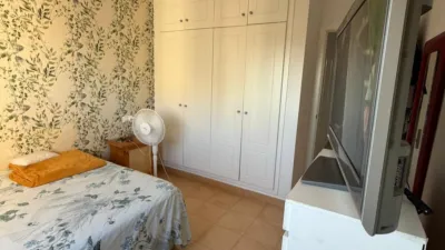 Apartment on President Adolfo Suarez Street photo 18