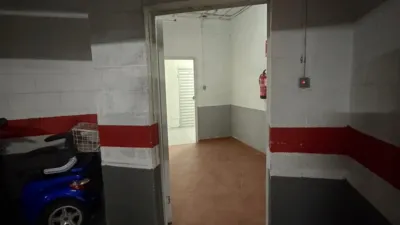 Apartment on President Adolfo Suarez Street photo 40