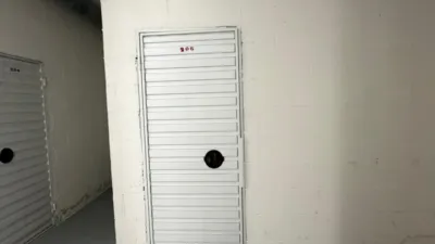 Apartment on President Adolfo Suarez Street photo 32