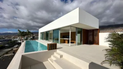 Chalet in Urbanización Lago Abama, 1 photo 3