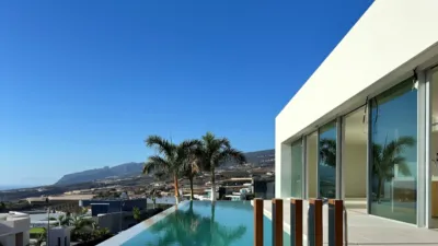 Chalet in Urbanización Lago Abama, 1 photo 18