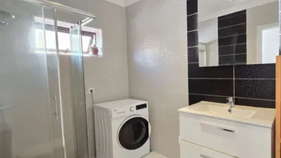Apartment on Paises Bajos Street photo 8