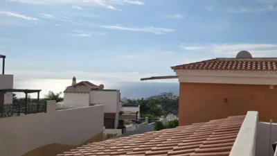 Apartment on Paises Bajos Street photo 5