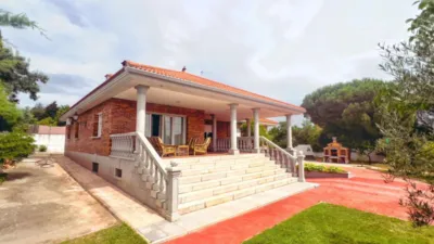 Detached house on Paseo de la Cañada photo 7
