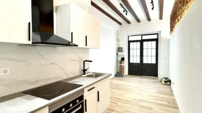 Apartment on Carrer de la Creu dels Molers photo 7