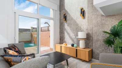 Detached house on Calle Laguna Azul photo 14
