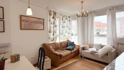 Apartment on Calle del Río Saja photo 2