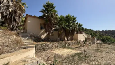 Detached house on Calle de la Fuente photo 15