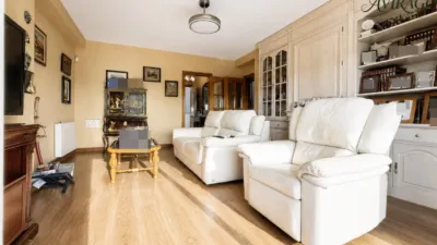 Apartment on Paseo del Toyo photo 9