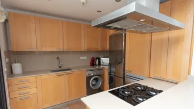 Semi-detached villa on Calle del Califato photo 16