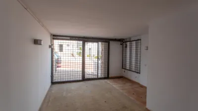 Semi-detached villa on Calle del Califato photo 5