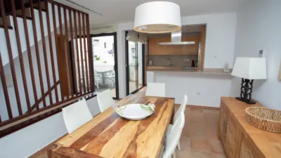 Semi-detached villa on Calle del Califato photo 71