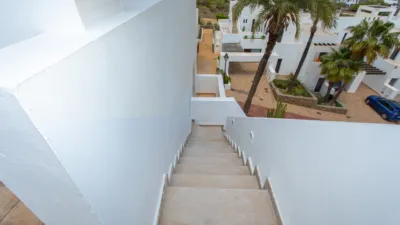 Semi-detached villa on Calle del Califato photo 43