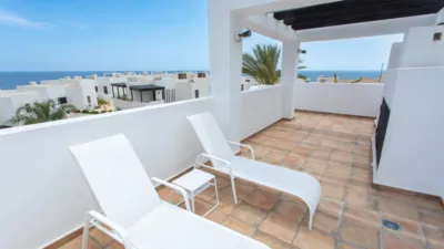 Semi-detached villa on Calle del Califato photo 40