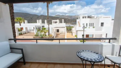 Semi-detached villa on Calle del Califato photo 31