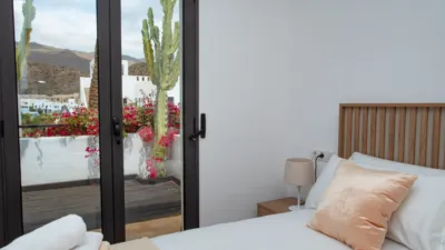 Semi-detached villa on Calle del Califato photo 22