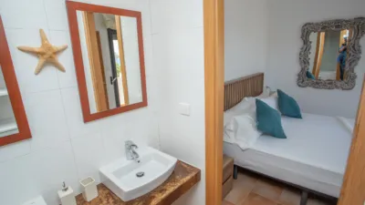 Semi-detached villa on Calle del Califato photo 51
