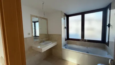 Chalet adosado en Urbanización Doña Julia photo 14