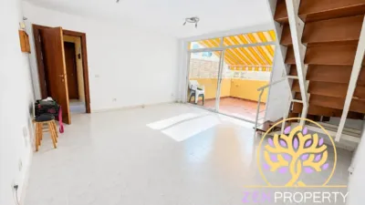 Duplex on Avenida Juan Carlos I photo 4