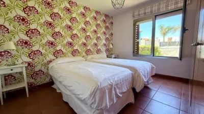 Chalet en calle Gomera photo 23