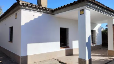 Rustic chalet in Pinar de los Franceses-El Marquesado photo 9