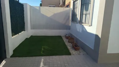 Townhouse in Palomares del Río photo 6