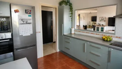 Semi-detached house on Calle Quitapenas photo 6