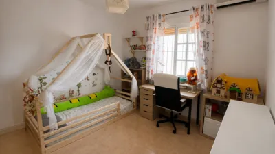 Semi-detached house on Calle Quitapenas photo 15