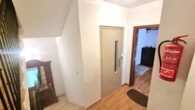 Semi-detached chalet on Calle Galicia photo 17