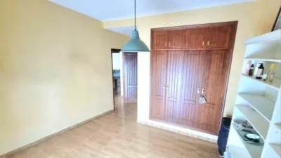 Semi-detached chalet on Calle Galicia photo 15
