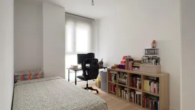 Apartment on Avinguda Carlos Marx photo 12