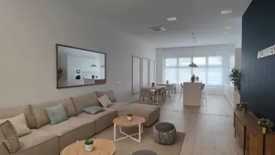 Apartment on Avinguda Carlos Marx photo 17