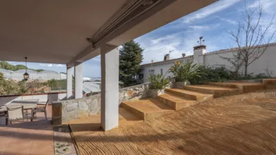 Detached house in Cabrils photo 4