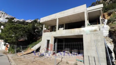 Villa for sale in Port Esportiu-Canyelles-Puig Rom photo 9