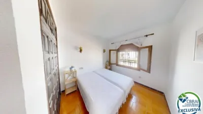Apartment in Empuriabrava photo 14