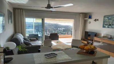 Apartamento en Port Esportiu-Canyelles-Puig Rom photo 32