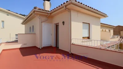 Semi-detached house on Carrer de Ramón Marquet photo 47