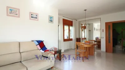 Semi-detached house on Carrer de Ramón Marquet photo 42