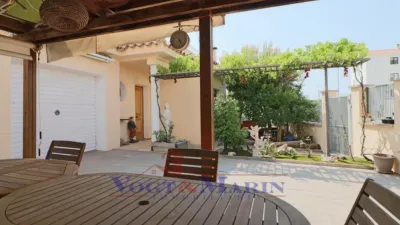 Semi-detached house on Carrer de Ramón Marquet photo 25