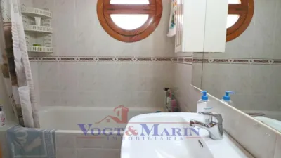 Semi-detached house on Carrer de Ramón Marquet photo 32