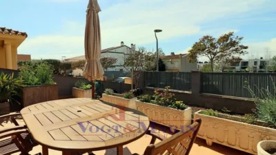 Semi-detached house on Carrer de Ramón Marquet photo 27