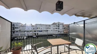 Apartment in Carrer Sector Alberes photo 10
