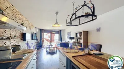 Apartment in Carrer Sector Alberes photo 6