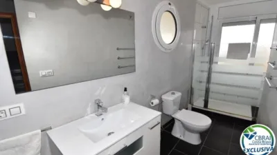 Casa en Carrer de Salins photo 6