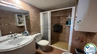 Apartamento en Port Esportiu-Canyelles-Puig Rom photo 10