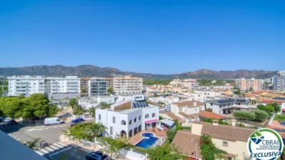 Apartment on Avinguda de Rhode photo 26