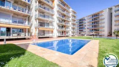 Apartment on Avinguda de Rhode photo 21