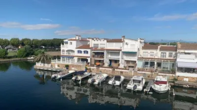 Apartment in Empuriabrava photo 14