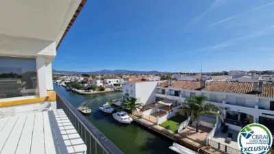 Apartment in Empuriabrava photo 2
